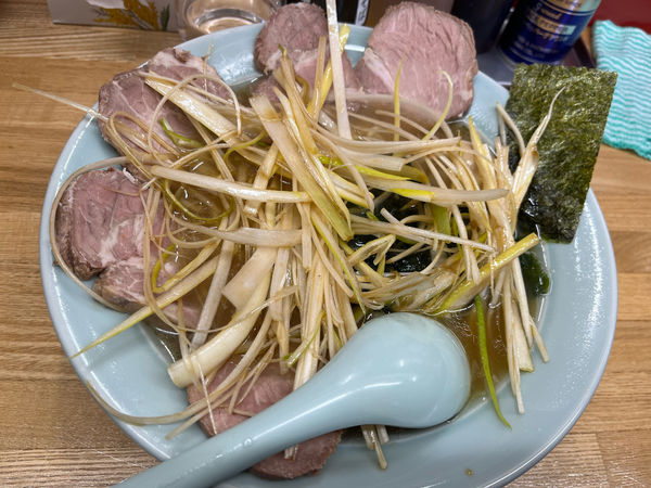 「ねぎチャーシューメン（並）¥1,100」@ラーメンショップ 堀切店の写真