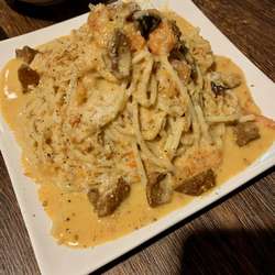 【限定】濃厚蟹味噌上海蟹麺（写真は2人前）