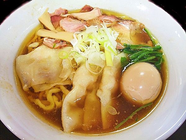 「特製海老ワンタンメン」@手打 焔の写真