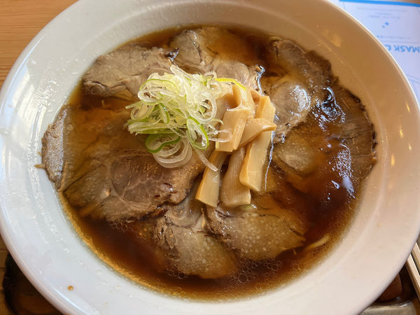 「スーパーチャーシュー麺 麺硬め」@大江戸浅草らーめん とおりゃんせの写真