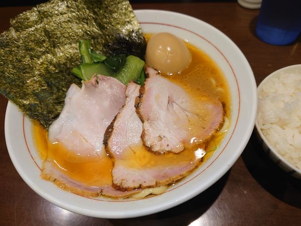 「特製ラーメン」@らーめん飛粋の写真
