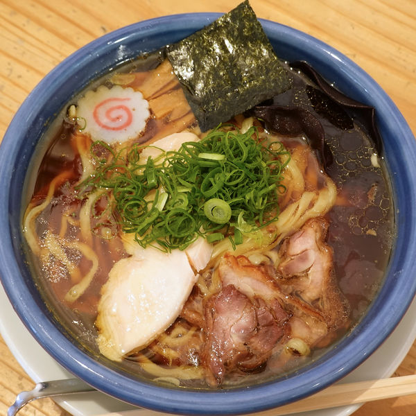 「鳥中華そば 980円」@ねいろ屋の写真