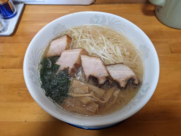 「豚からあげらあめん(大盛)1050円」@らあめん おかべの写真