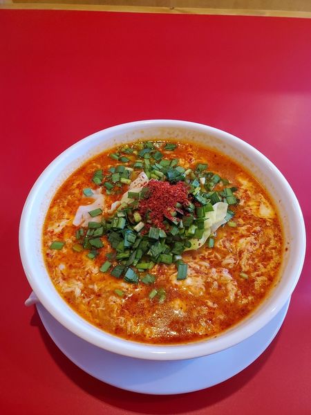 「中辛、卵、ニラマシ」@カプサイメン 守山店の写真