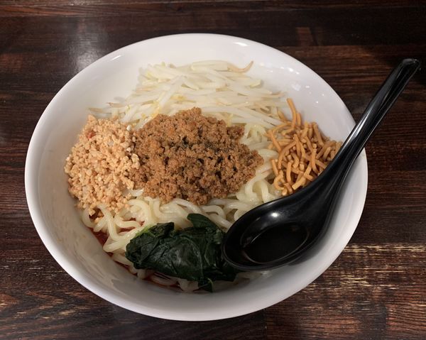 「汁なし坦々麺」@自家製麺ほうきぼし 神田店の写真