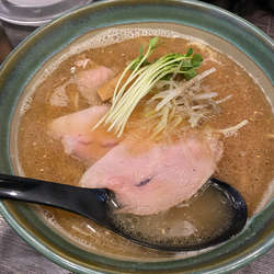 魚出汁ラーメン