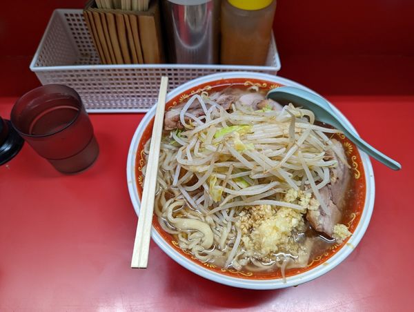 「大ラーメン豚入り　全マシ」@ラーメン二郎 上野毛店の写真