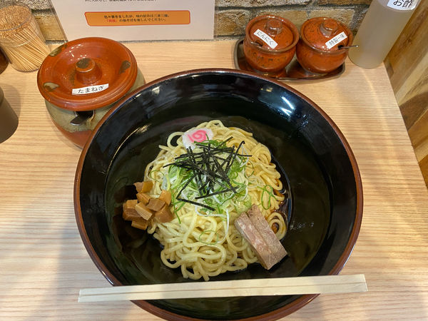 「麻辣油そば」@油そば専門店 油楽町 東京上野店の写真