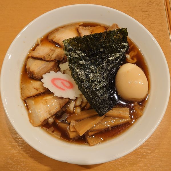 「特製竹岡式ラーメン(並、1070円)」@自家製熟成麺 吉岡の写真