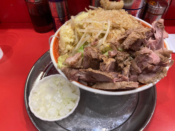 「大豚W(全マシアブラマシマシ)+玉ねぎ」@ラーメンタロー 五反田の陣の写真