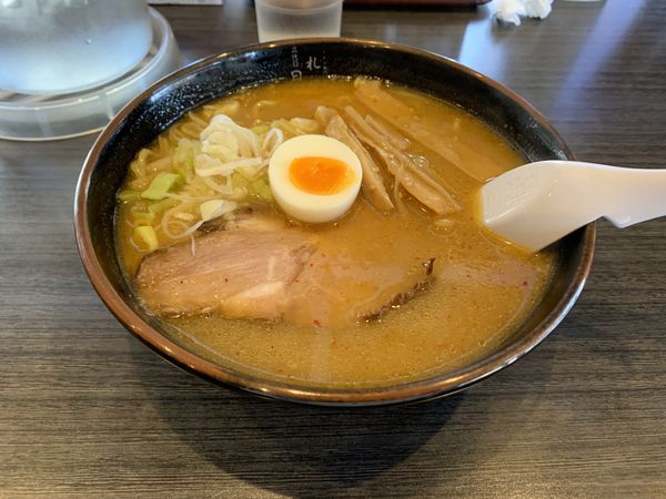 「味噌ラーメン（800円）」@ラーメン専門三代目 月見軒 六実店の写真