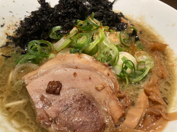 「[限定] 濃厚牡蠣そば」@麺屋 音の写真