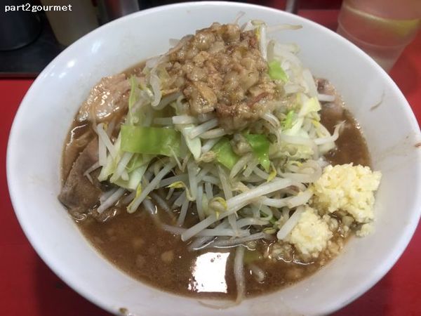 「ミニ豚らーめん 「ニンニクアブラ」(960円)」@豚ラーメン 蕨店の写真