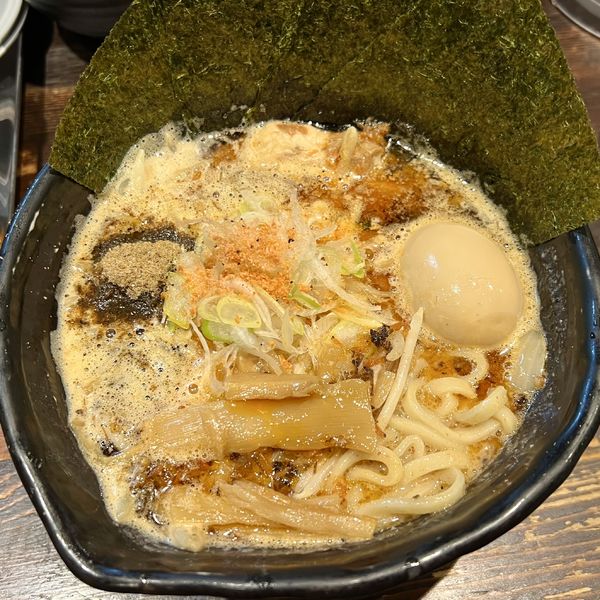 「海老香味ラーメン＋味玉＋海苔」@麺や 蒼 AOIの写真