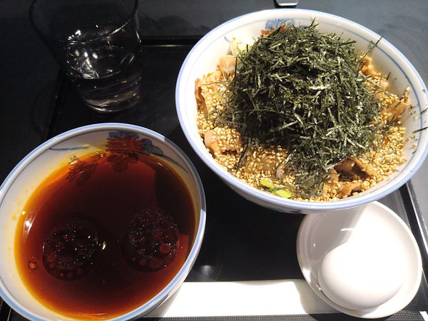 「冷たい肉そば」@The Minatoya Loungeの写真