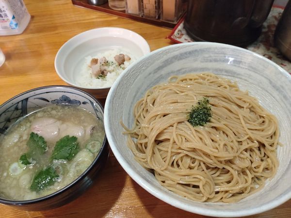 「限定　ノドグロと鯵の煮干しつけそば細麺　追い飯付き」@麺屋 ひな多の写真