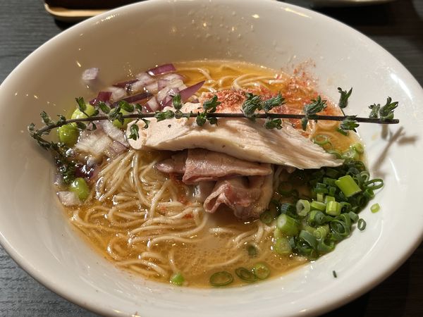 「鮮魚と水」@論露に不二の写真