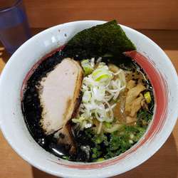 黒熟成らーめん