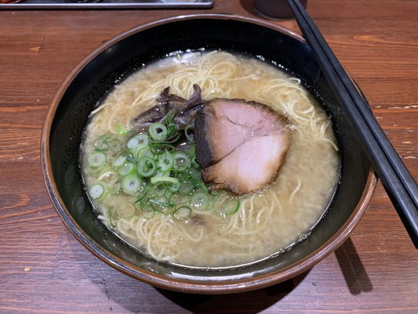 「ラーメン 680円」@手作り餃子とラーメンのお店 GYUTONの写真