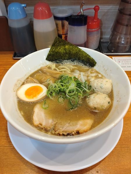 「特製煮干しらーめん」@らーめんキッチンこころ 綿貫店の写真