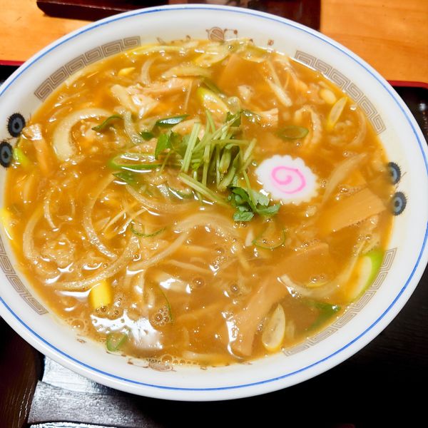 「鳥中華そば　カレー味780円　　麺大盛110円」@幸福そばの写真