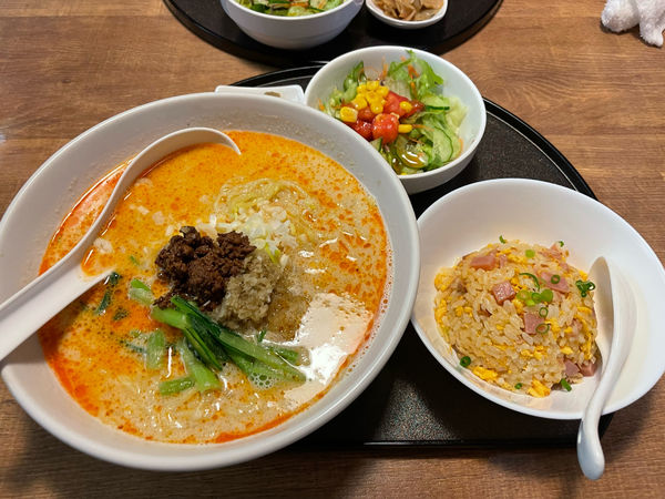 「坦々麺 + 麺セット + コーヒーアイス」@中華料理サンフジの写真