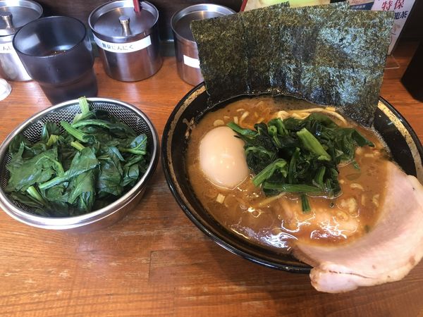 「ラーメン、味玉、ほうれん草」@末廣家の写真