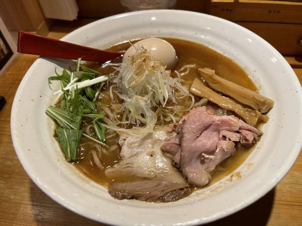 「焼きあご塩ラーメン」@焼きあご塩らー麺 たかはし 上野店の写真