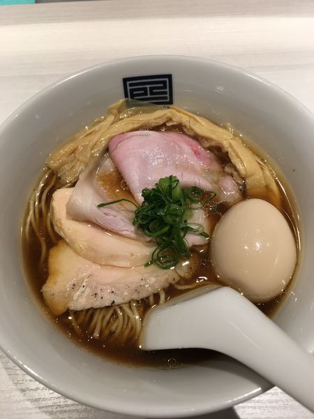 「鴨✖︎鶏 特製淡麗醤油らーめん」@淡麗拉麺 己巳の写真