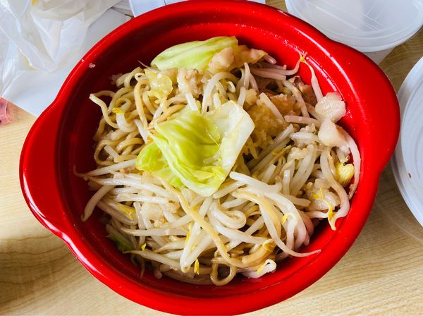 「G系油そば(半熟卵・Ｗ盛・どろ唐辛子・味濃いめ)」@油そば一二三 分店の写真