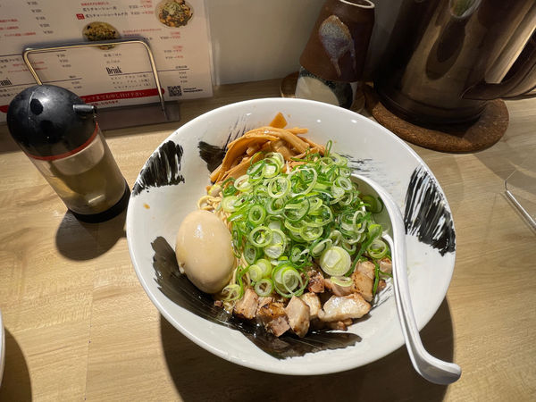 「魚介豚山味玉まぜそば」@麺や 佑の写真