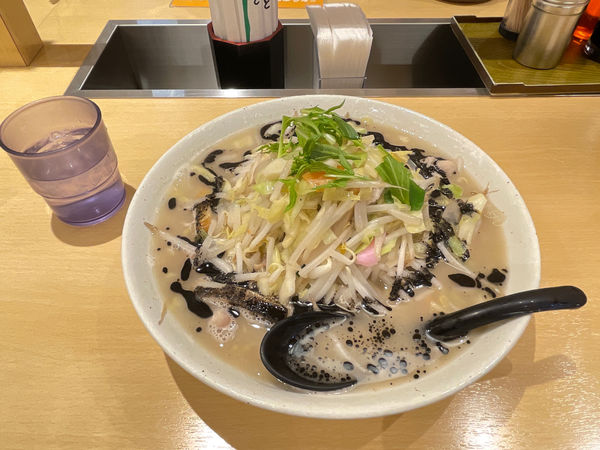 「黒ちゃんぽん(野菜大盛り)」@ぴかまつ一番の写真