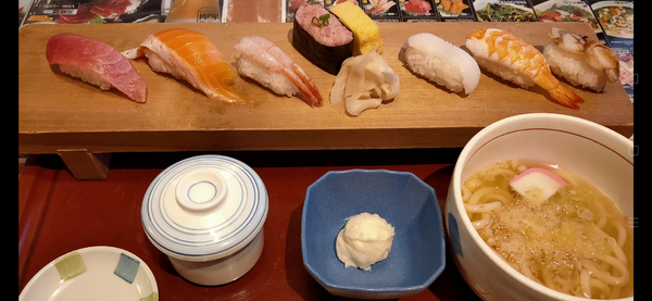 「朝潮にぎり麺セット」@源氏家族 上小塙店の写真