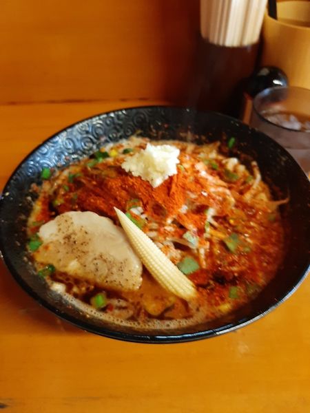 「蠍ラーメンからしびともマシマシモヤシ多めニンニク820円」@Japanese soba Noodles 蠍の写真