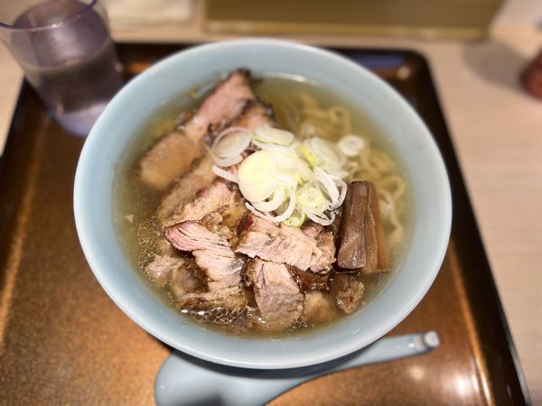 「チャーシューメン(手打ち麺)1300円」@まるえ中華そばの写真