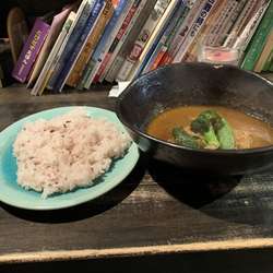 チキンカリー（850円）