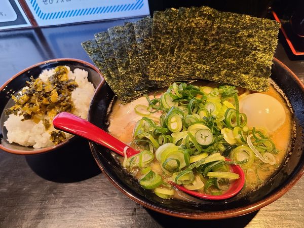 「思道ラーメン」@横浜家系ラーメン 思道の写真