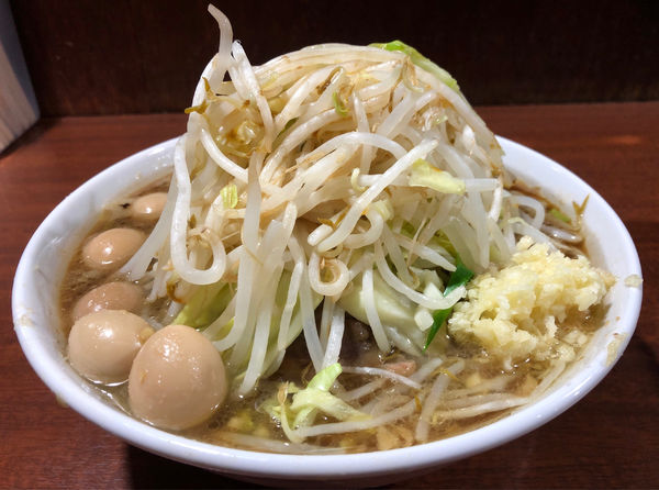 「ラーメン＋味付けうずら」@D麺の写真