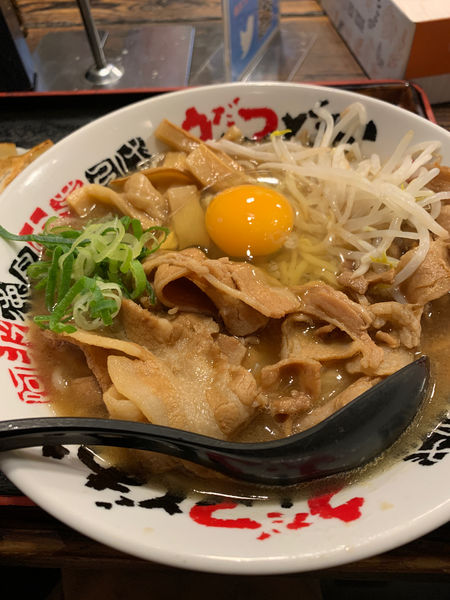 「肉玉中華そば」@うだつ食堂の写真