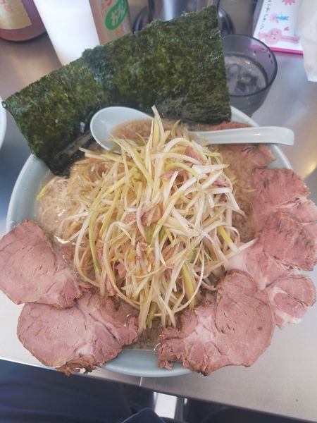 「ネギチャーシューメン¥940大盛¥200」@ラーメンショップ 椿 玉造店の写真