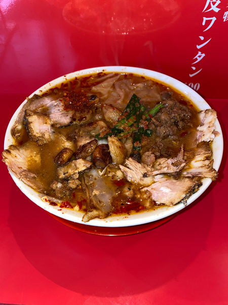 「肉ラーメン大盛りにんにく焼豚大辛¥1,300円」@スタミナ肉ラーメン三條の写真