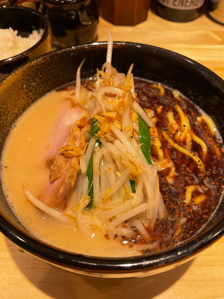 「黒味噌らーめん もやし炒め ライス」@花木流味噌 三鷹店の写真