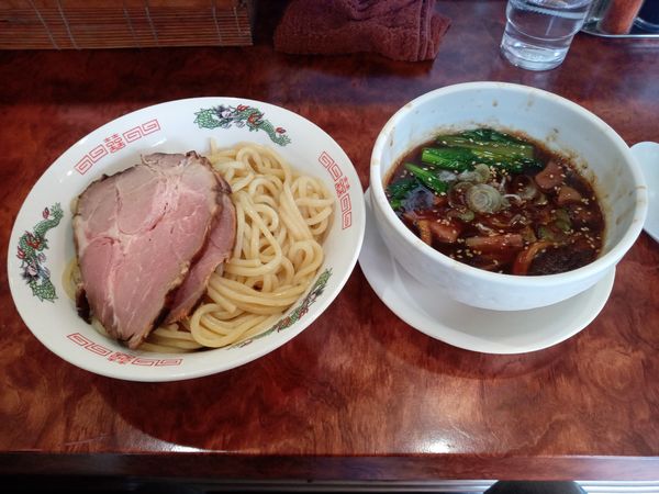「冷つけ麺中盛り＋燻製チャーシュー2枚」@つけ麺 目黒屋の写真