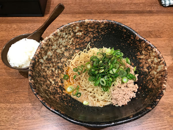 「2辛　630円」@汁なし担担麺専門 キング軒 神保町店の写真