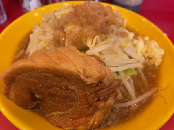 「ラーメン小ニンニク750円」@ブタゴリラの写真