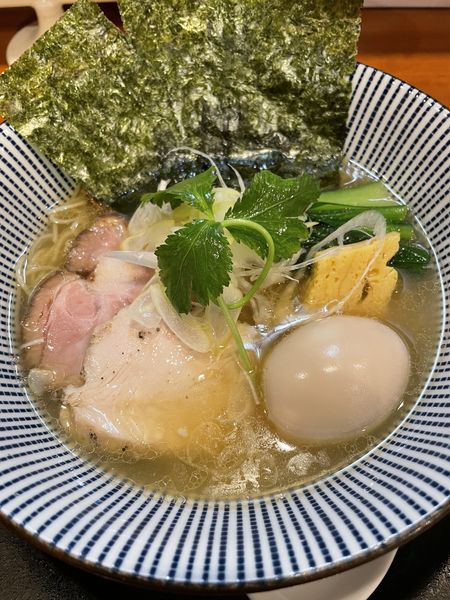 「しお光の葉らーめん＋レアチャーごはん¥1,240」@めん結び 光の葉の写真