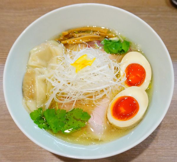 「特製塩そば」@中華そば 和渦 TOKYOの写真