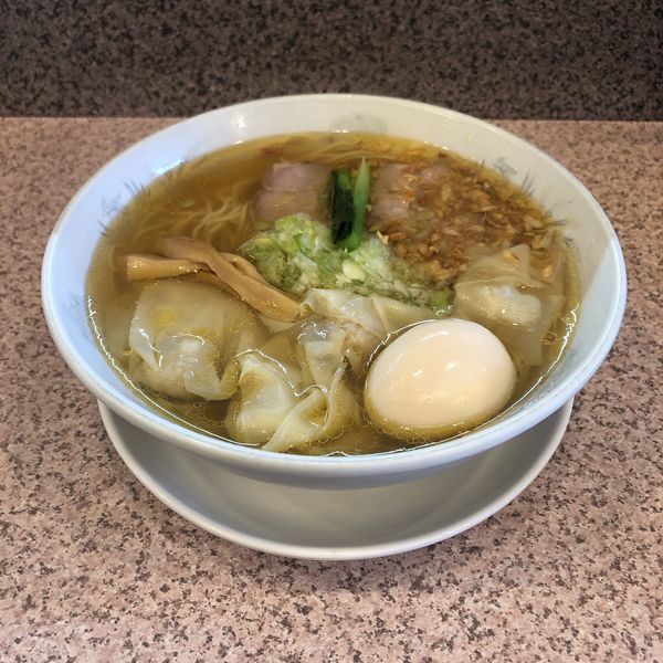 「塩味ネギワンタンメン＋煮玉子」@ラー麺専門店 こしがやの写真