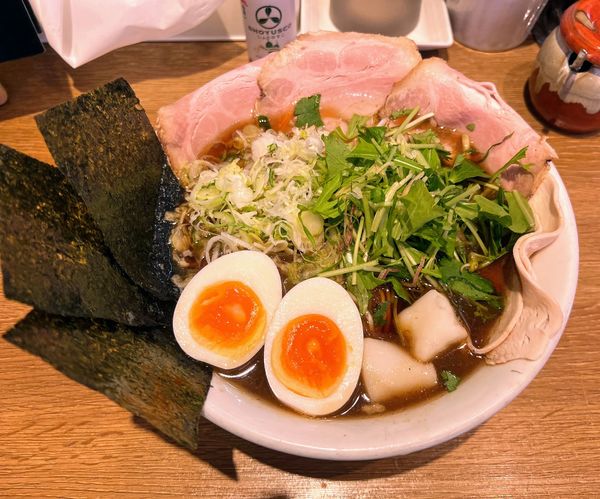 「特製淡麗醤油らーめん」@桔梗と空の写真