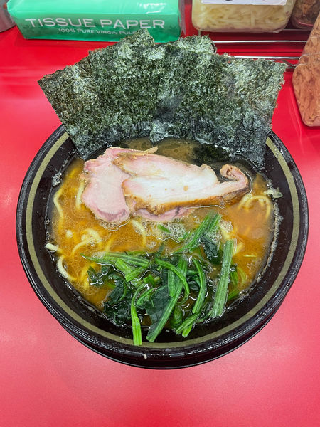 「ラーメン(700円)」@IEKEI_TOKYO 王道家直系の写真